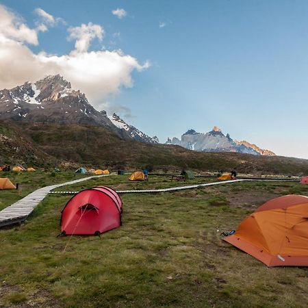 Refugio Vertice Paine Grande Torres del Paine National Park ภายนอก รูปภาพ