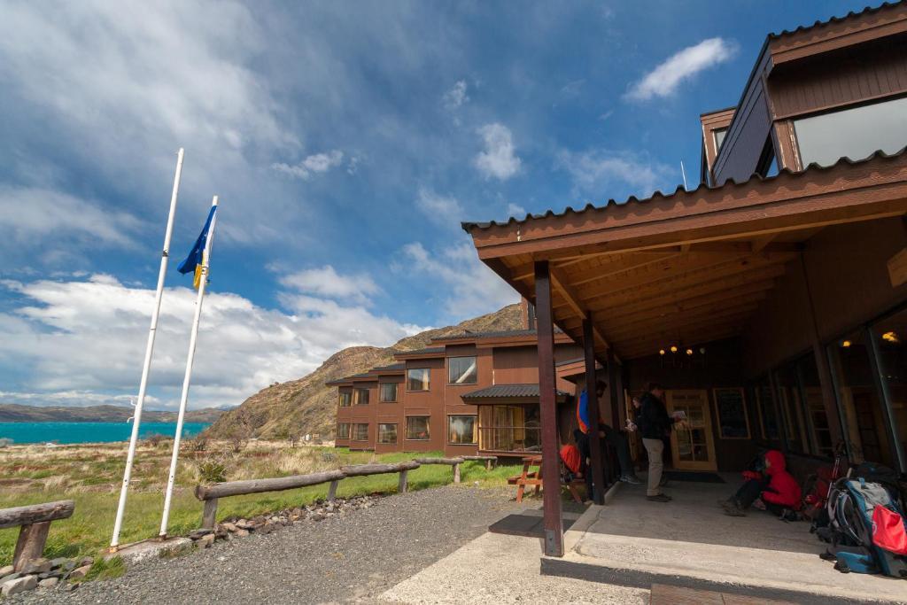 Refugio Vertice Paine Grande Torres del Paine National Park ภายนอก รูปภาพ