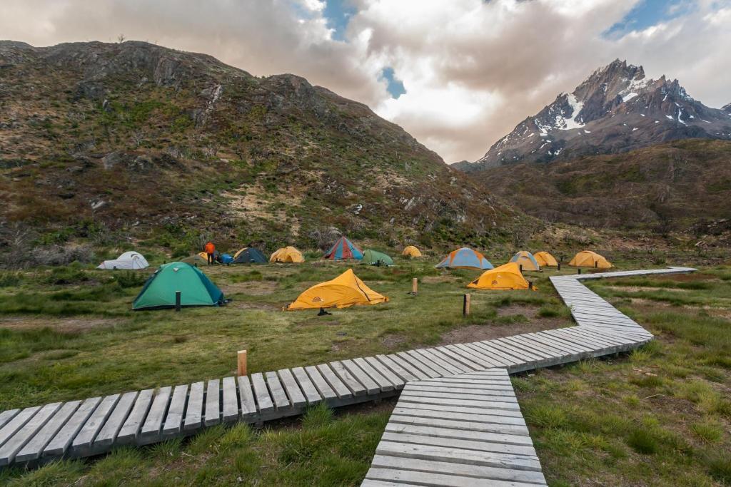 Refugio Vertice Paine Grande Torres del Paine National Park ภายนอก รูปภาพ